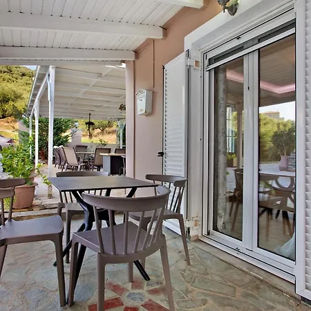 Lejlighed Dionysia Two-bedroom House