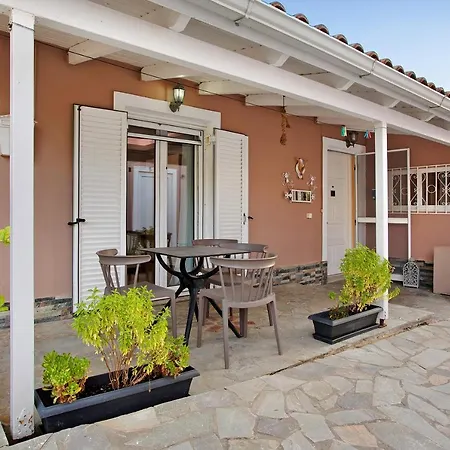 Dionysia Two-bedroom House Alykanas (Zakynthos)